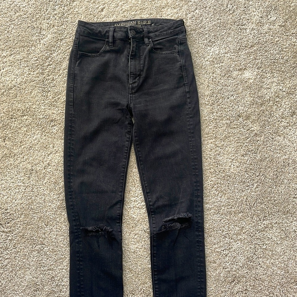 Size 6 American Eagle Ripped Jeans